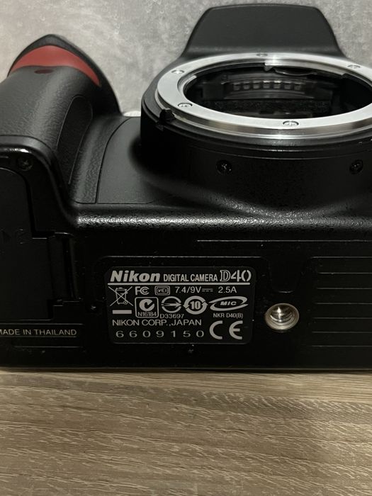Camera Nikon D40