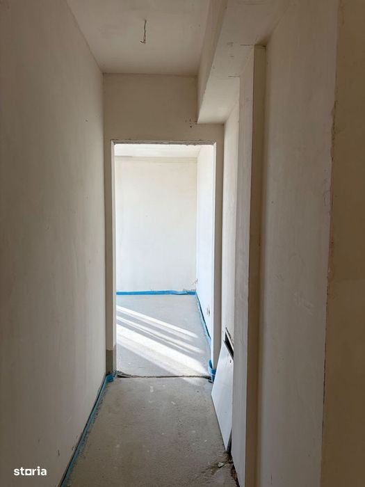Penthouse pe 2 niveluri |3 camere | 3 băi | parcari| M. Romanul
