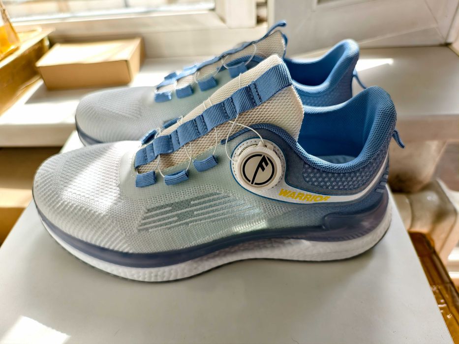 Оригинальные кроссовки Li-Ning (новые)