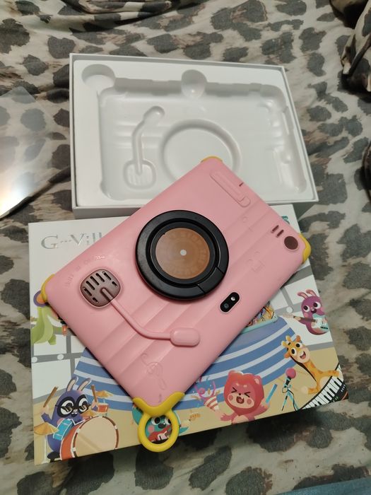 Detskiy planshet srochni sotiladi!