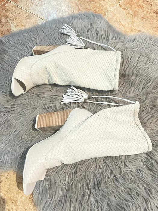 Sandale Geox damă piele-sezon cald, noi cu eticheta.