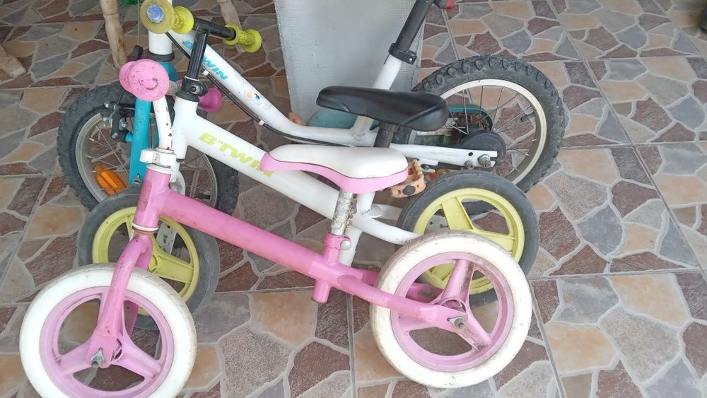 Vand 3 biciclete de copii