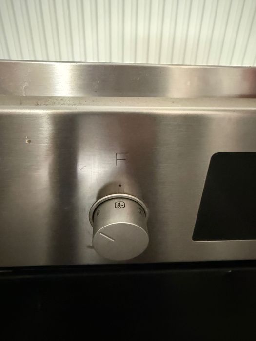 Cuptor electric whirpool