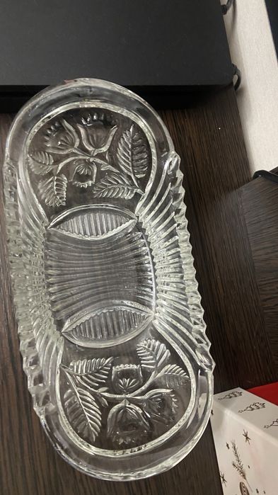 Продам хрустальные салатницы (вазы)Недорого!