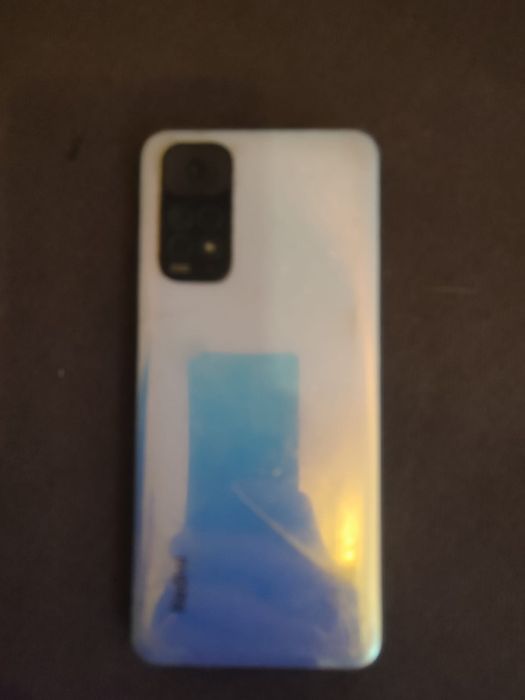 Продам телефон..