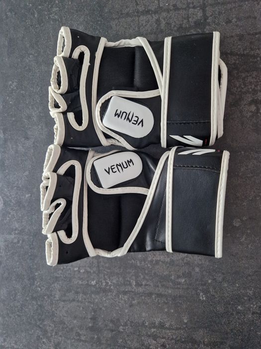ММА ръкавици - Venum Challenger 2.0 MMA Gloves - Black