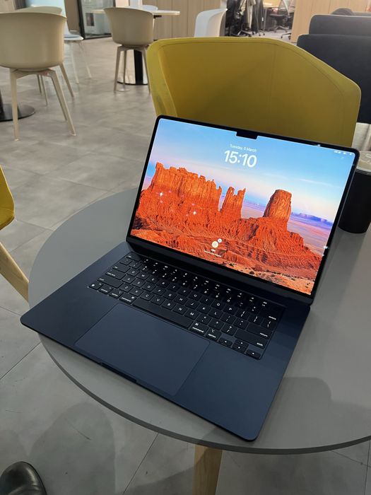 Macbook Air 15 8/512