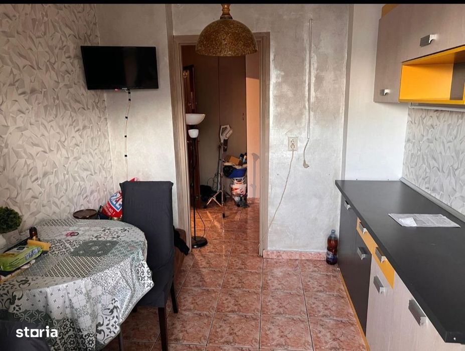Apartament 2 camere decomandat zona Tomis nord- Peny Market