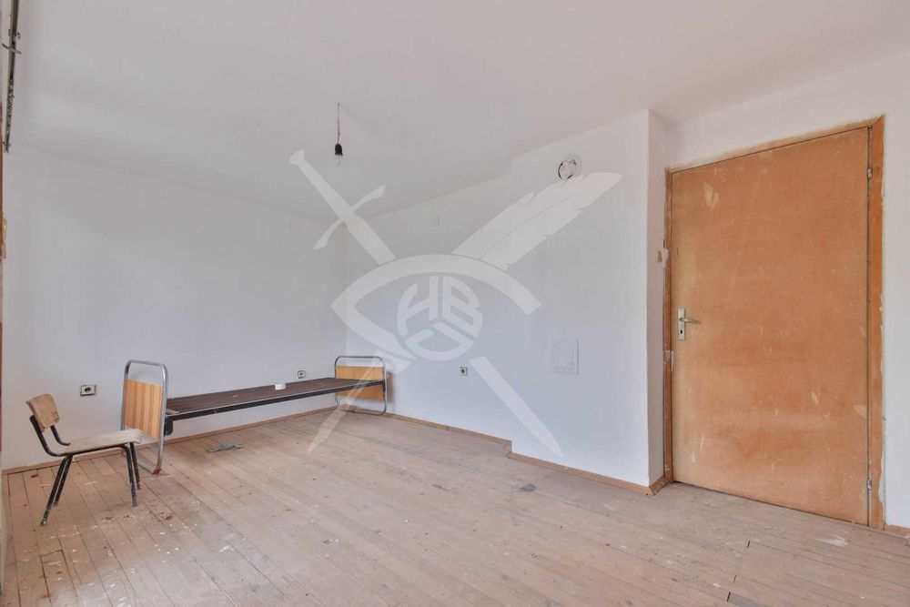 ЕКСКЛУЗИВНО ! Къща в град Годеч № 87012