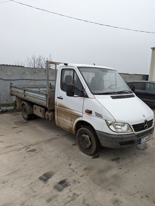 Ridicam  deșeuri, moloz, mobila veche, fier