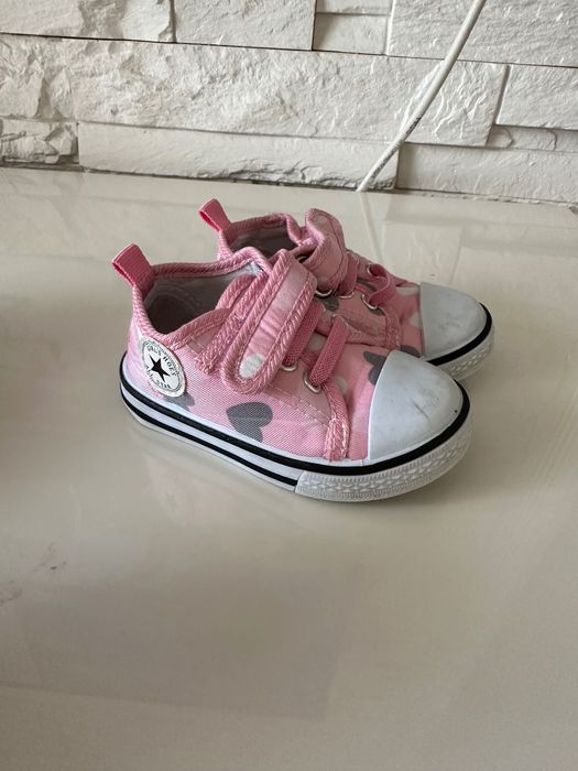 Детски маратонки Adidas и Mat Star