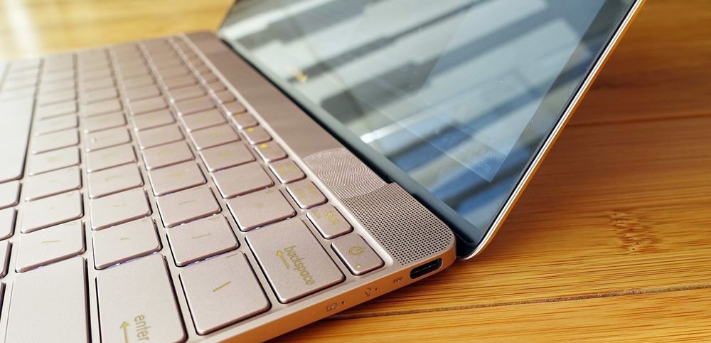 asus ux390u за ремонт на дисплея