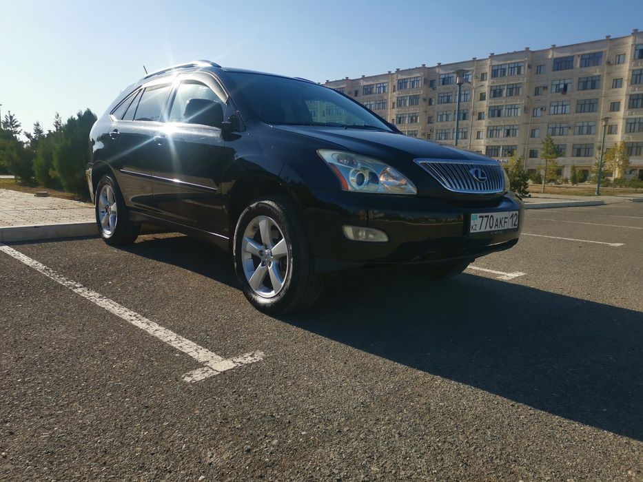 Посуточная аренда Lexus RX 330