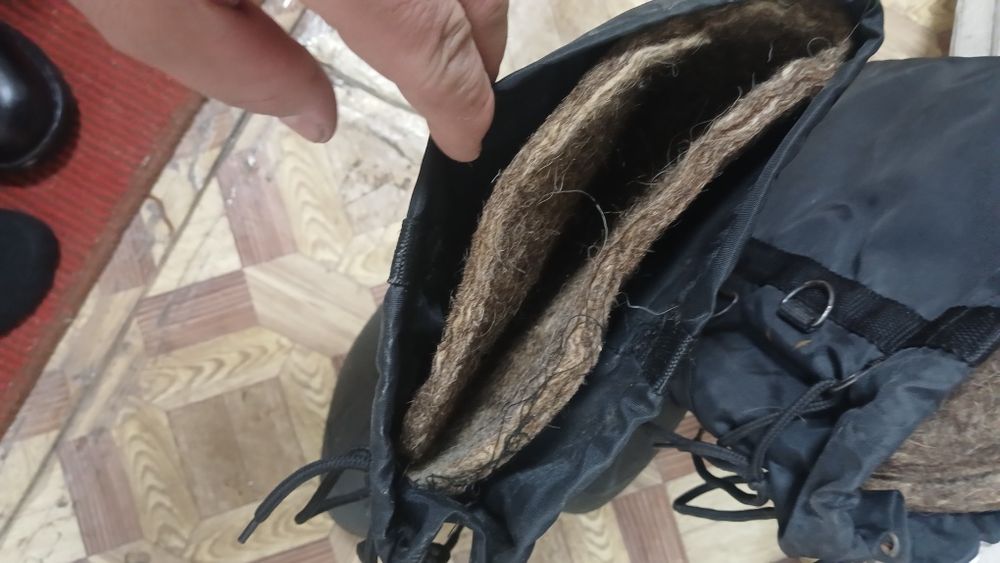 Продам утепленый сапоги