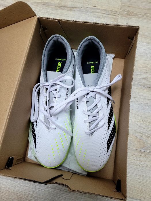 Сороконожки adidas predator