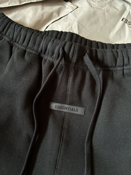 Essentials Shorts (Черни и Сиви)