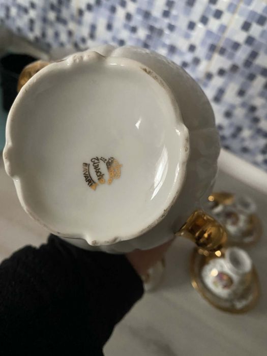 Ultimul set ramas care cauta a fi bucuria altei persoane