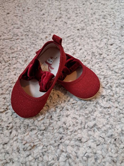 Balerini Craciun fetita marime 18/19 h&m