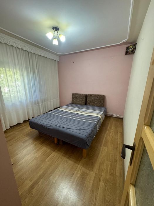 Persoana Fizica vând Apartament 2 cam decomandat Nicolina Lidl