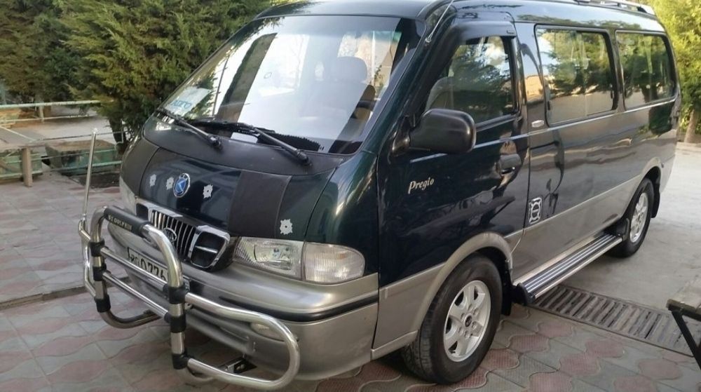 Кia pregio Минивэн