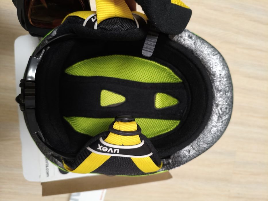 UVEX детски ски каска и ски маска