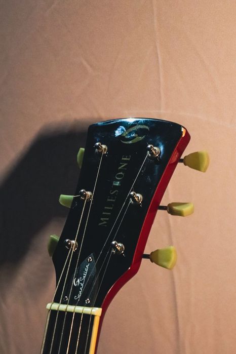 Електрическа китара "MILESTONE LES PAUL"