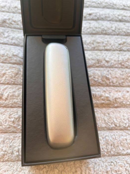 Ploomaura lunar silver