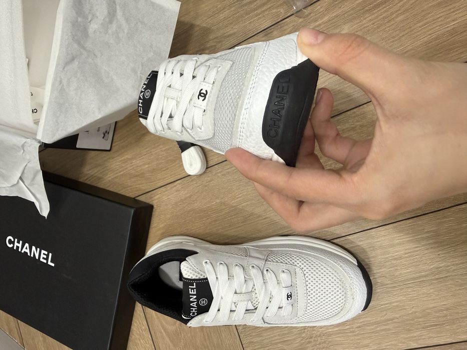 Кроссовки Шанель