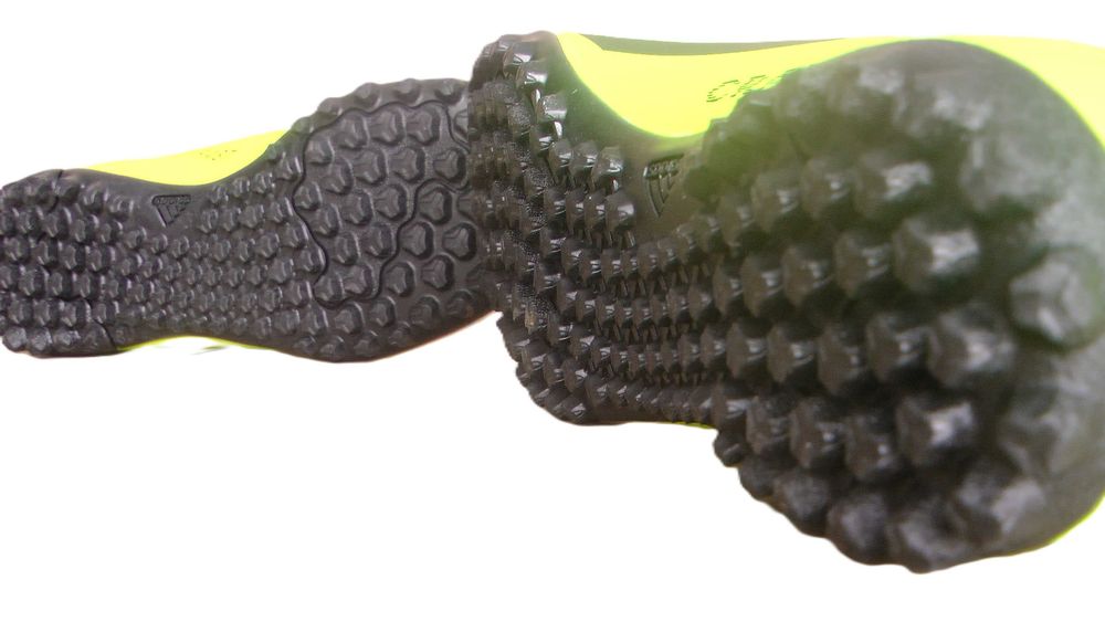 Ghete fotbal sintetic NOI Adiadas X Crazyfast marimea 37