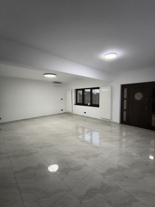 Persoana fizica casa nemobilata de închiriat