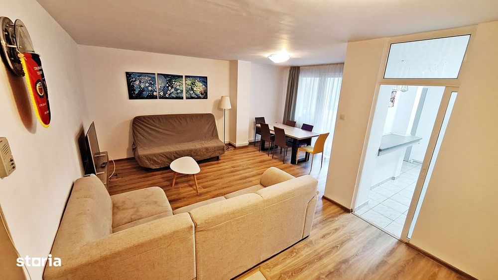 Centrul Civic, aproape de AFI, 3 camere mobilate, 160000 euro