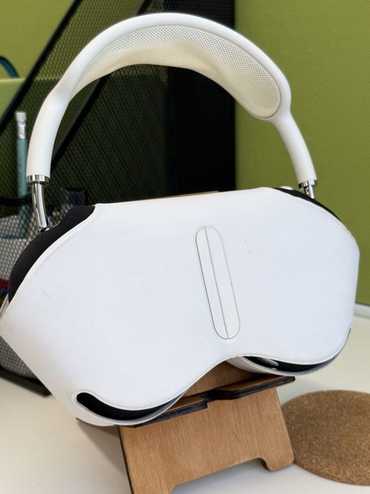 Airpods Max lightning