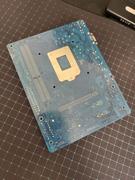 Placa de baza GIGABYTE