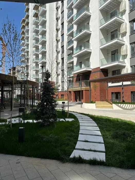 Центр! Дархан, Метро Пушкина и Б.И.Й, Golden House, O'Z-Mahal