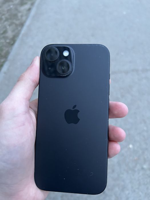 Продам iphone 15 128гб