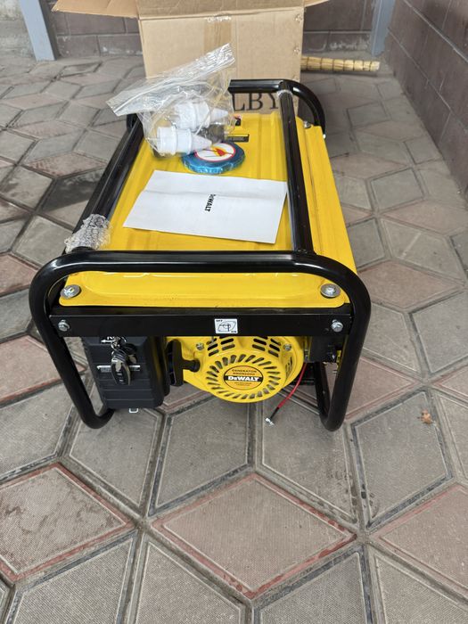 Бензиновый генератор