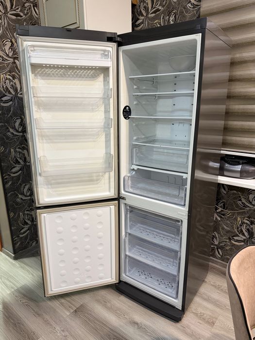 Продам холодильник Samsung!