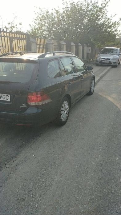 Vând ww Golf6,fabricație 2010,înmatriculat,