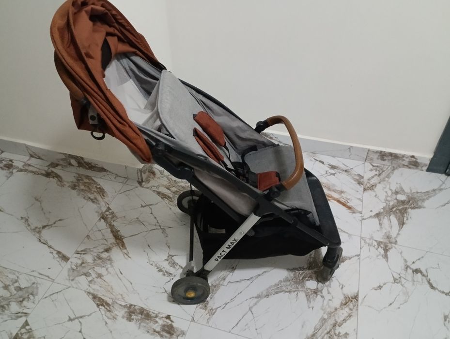 Продам коляску joie pact max