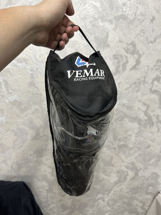 Продам экипировку (черепаха, наколенники)