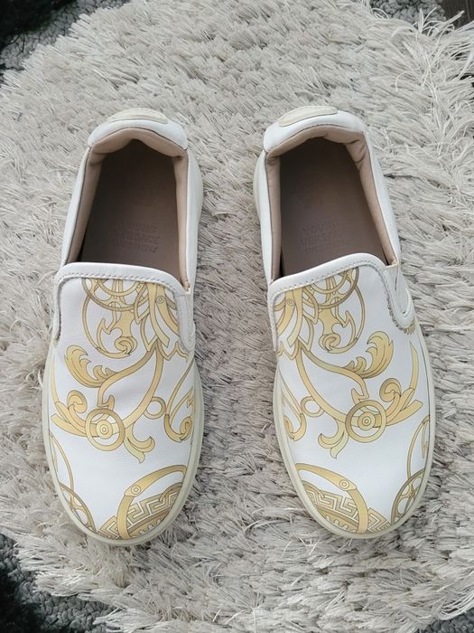 Pantofi Versace nr.30 cu 19.5 cm