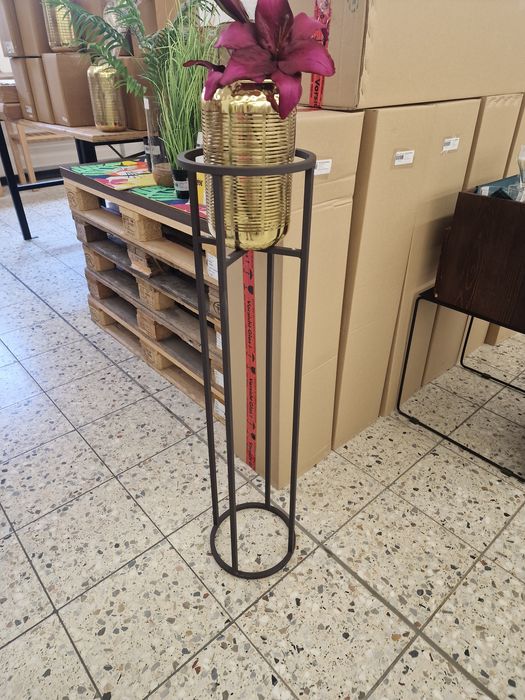 Suport metalic ghiveci flori