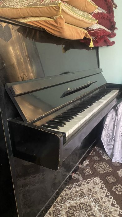 Farta piana hamma klavishi ishlaydi kam ishlagan 2 million sum