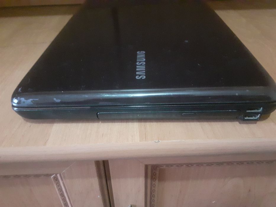 Продам ноутбук Самсунг