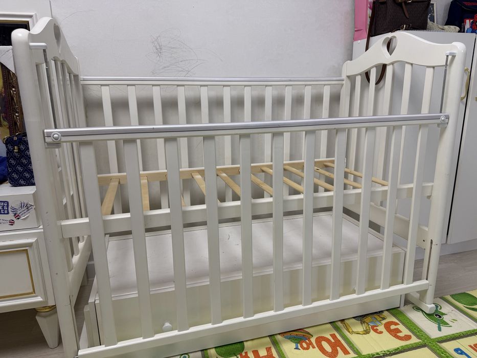 Детская кровать с тумбой