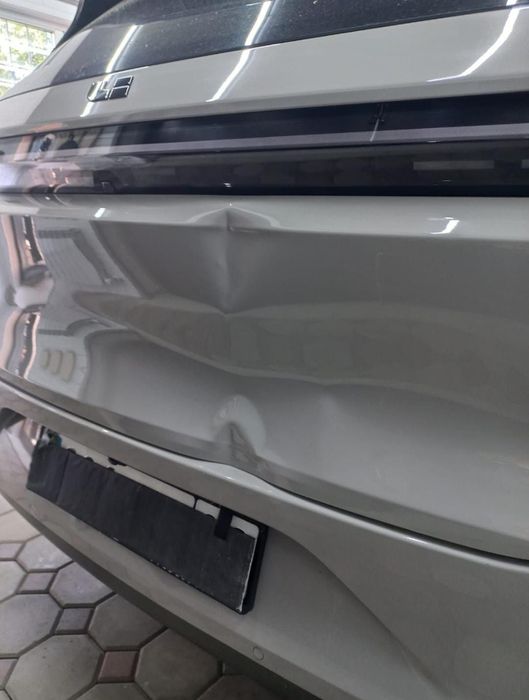 Удаление вмятин без покраски.