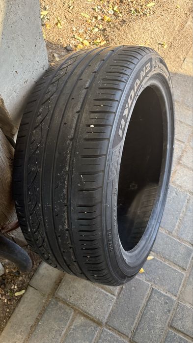 Продам 2 шины Rydanz 225/45 ZR18