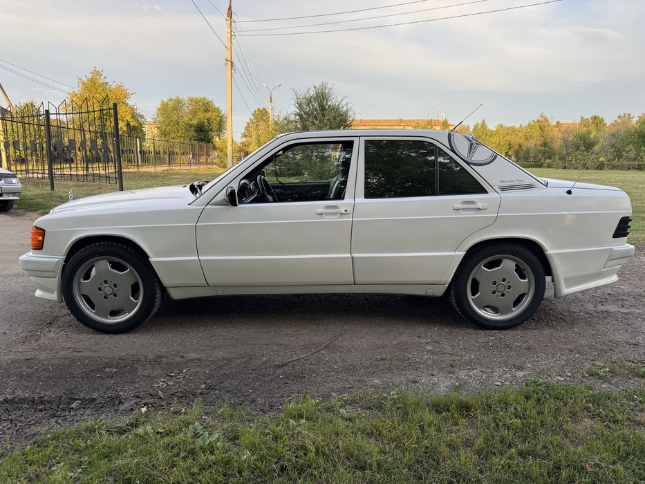 Продам мерседес 190