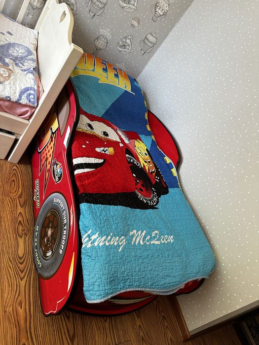 Детский кровать