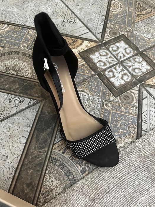 Туфли за 3000 тг